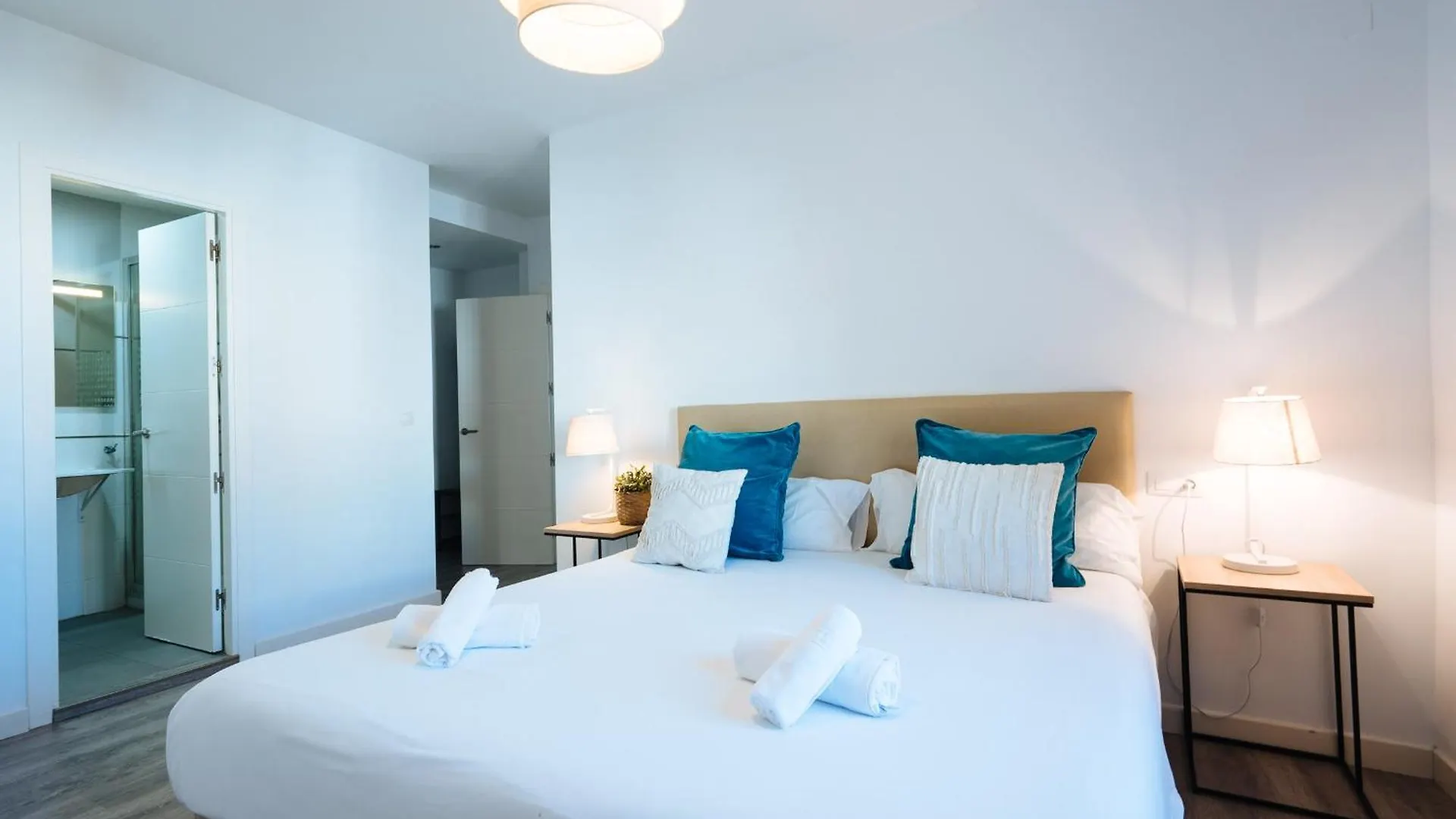 The Zentral Suites & Apartments Seville Spain