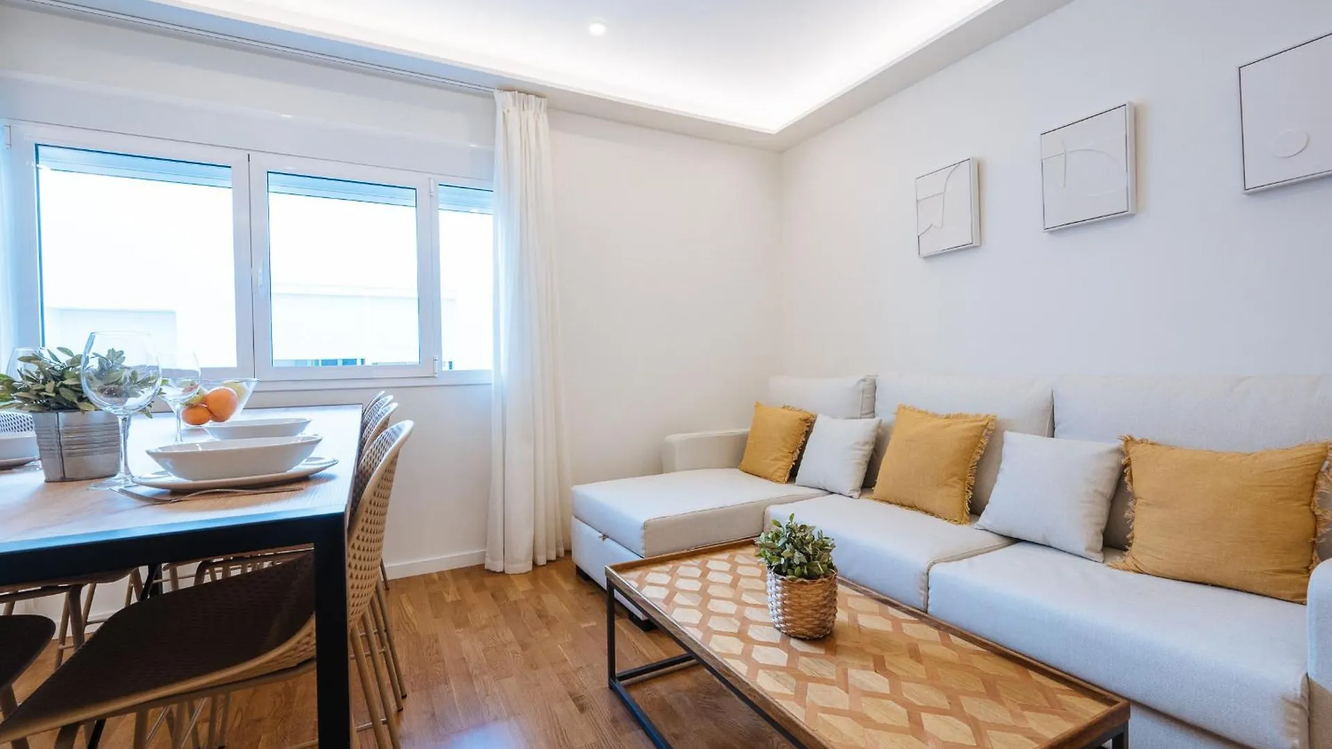 The Zentral Suites & Apartments Sevilla