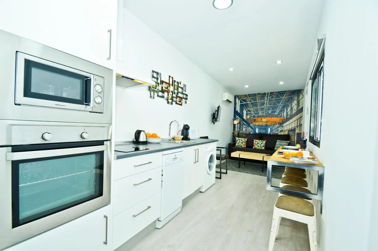 The Zentral Suites & Apartments Sevilla 0*,  Spanien
